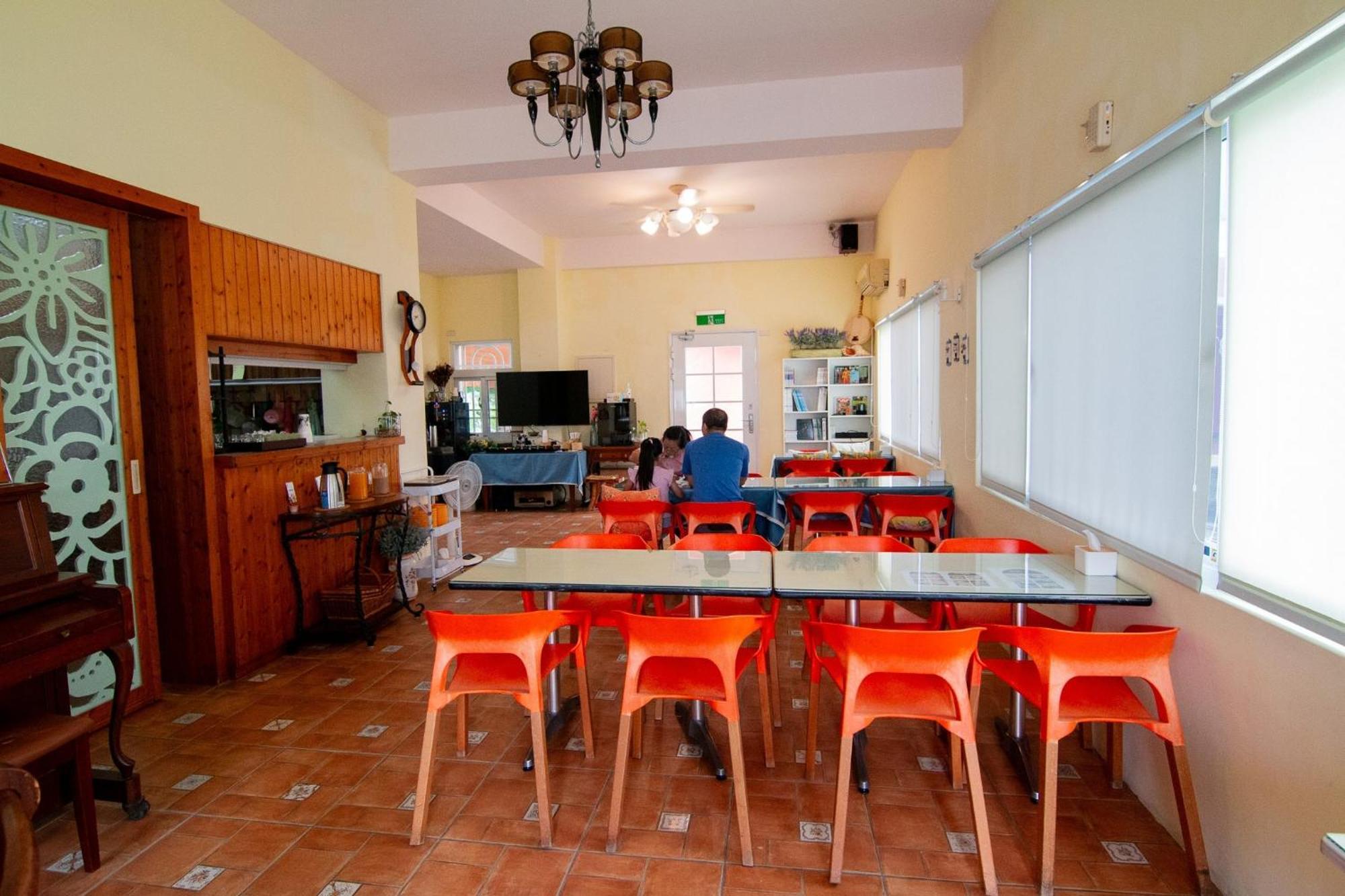 Kenting Avignon Bed & Breakfast Hengchun Exterior photo