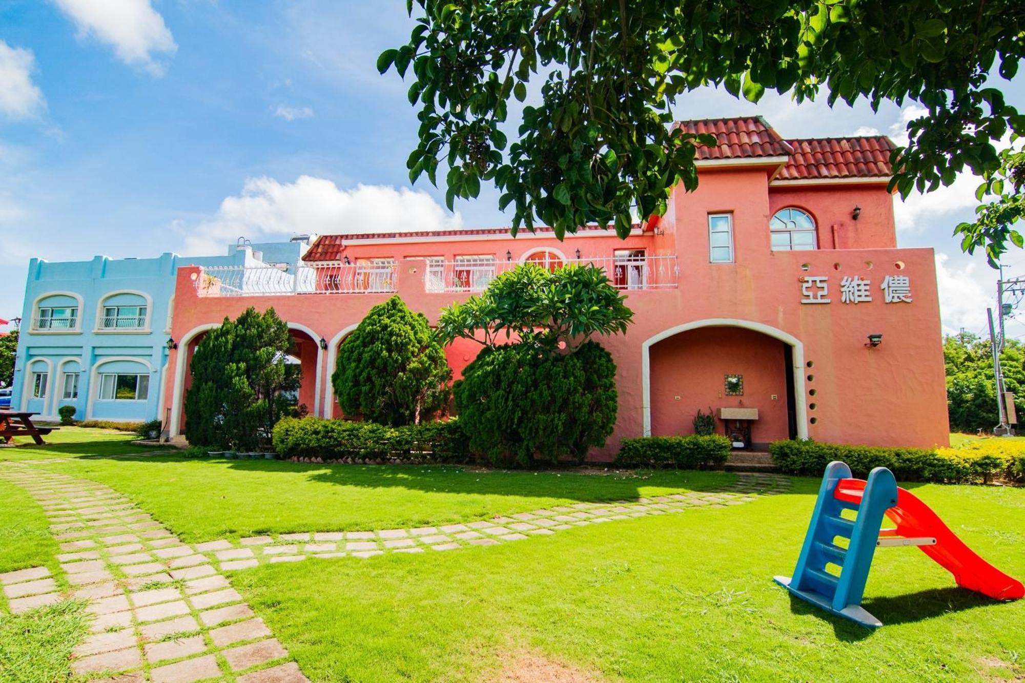 Kenting Avignon Bed & Breakfast Hengchun Exterior photo