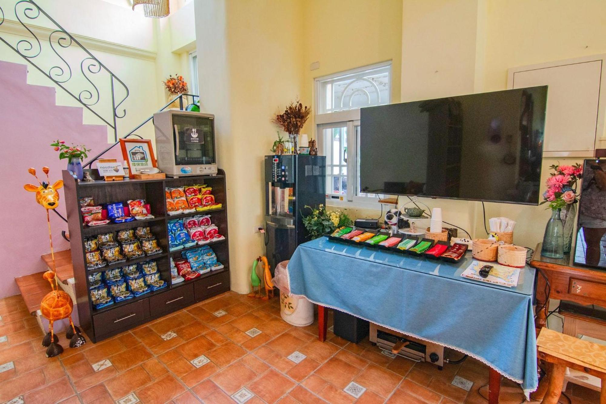 Kenting Avignon Bed & Breakfast Hengchun Exterior photo