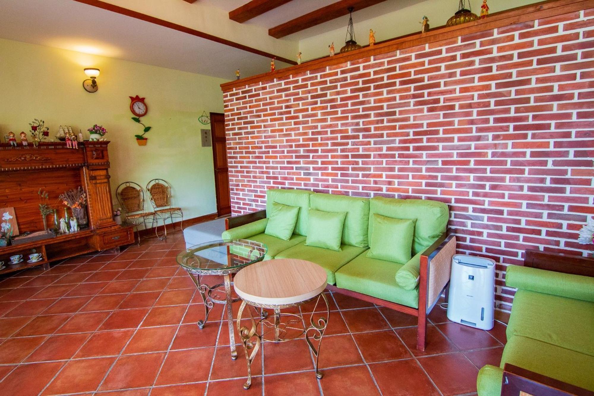Kenting Avignon Bed & Breakfast Hengchun Exterior photo