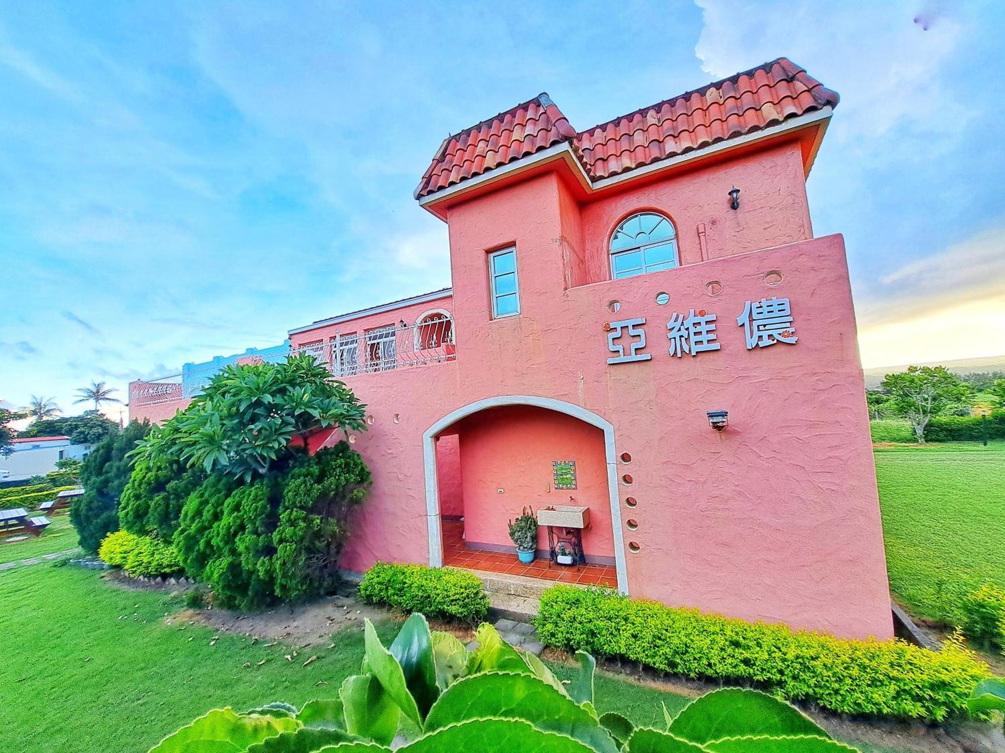 Kenting Avignon Bed & Breakfast Hengchun Exterior photo